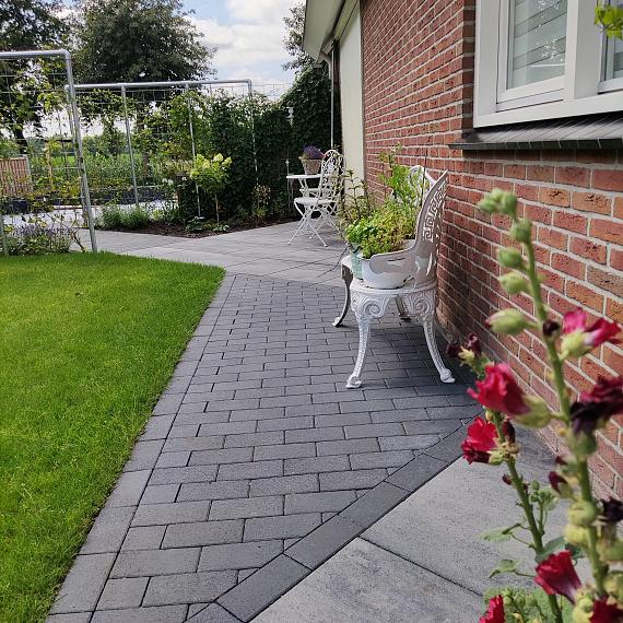 Patio betonstraatsteen 6 cm black TOP mini facet komo