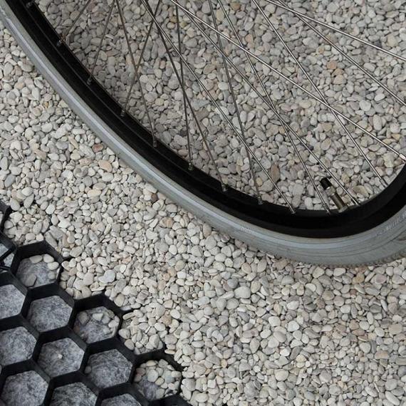 Splitplaat eurogravel plus zwart 120x100x3 cm 1,15 m2 per stuk